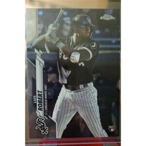 2020 Topps Chrome - Luis Robert #60 Batting Pose Rookie Card